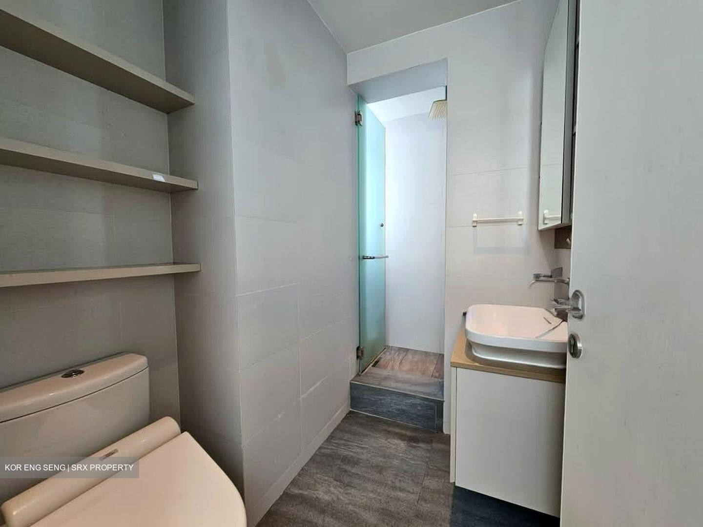 Cote D'Azur (D15), Condominium #574042391